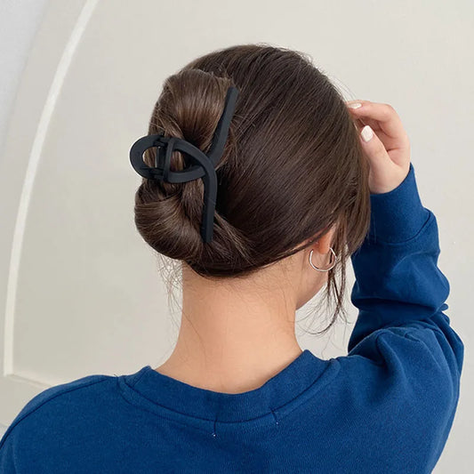 Black Geometric Plastic Hair Claw